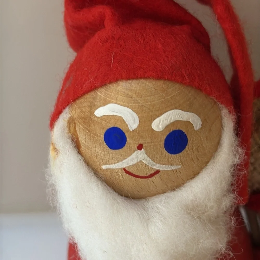 Vintage HOLBOLL Santa Claus Nisse Handmade/Hand Painted Wood with Felt & Burlap